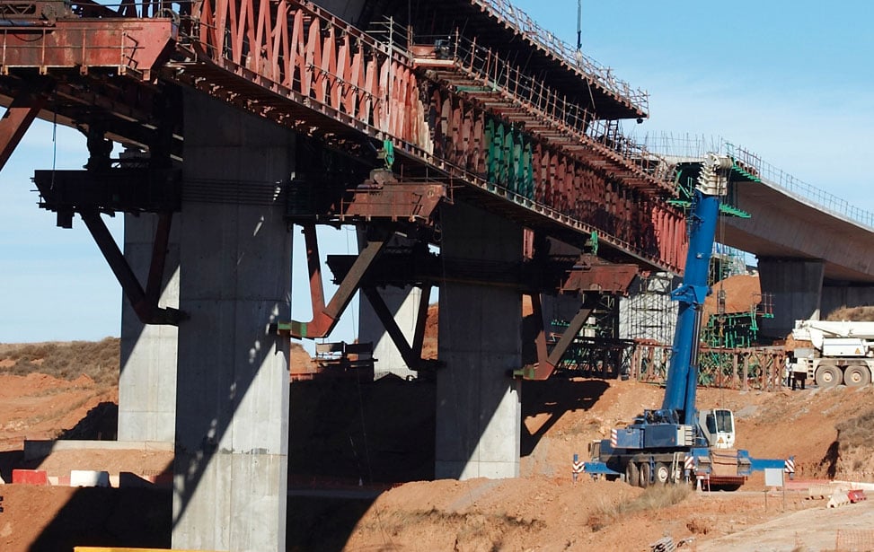 Off Highway Construction Platforms